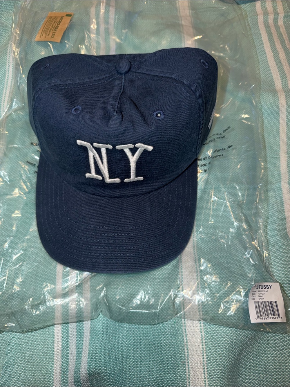 STUSSY NYC EXCLUSIVE HAT